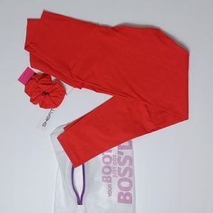 SHEFIT Boss Leggings in Rush (Red) - Size Luxe (12-14) + Laundry Bag, Scrunchie